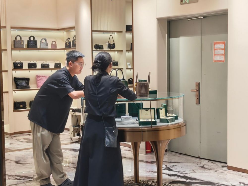 2026国内二手奢侈品回收品牌推荐：天爱奢品打造回收规范化服务体系