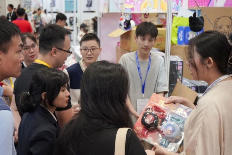 ABC&MOM越南展“玩”出新高度,潮玩席卷、AI加持、网红空降引领东盟市场“新潮流”!
